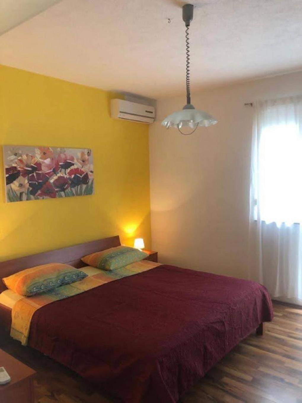 Apartments Domagoj - On The Beach Lukovo Sugarje Exterior photo